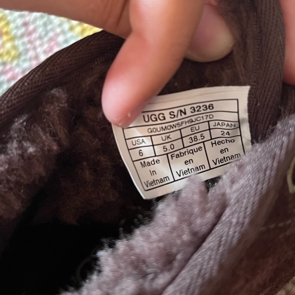 Ugg Neumel Chukka Boot- Chocolate Brown - Picture 4 of 6